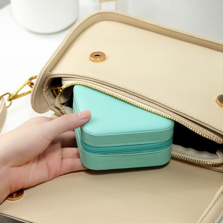 jewlery organizer